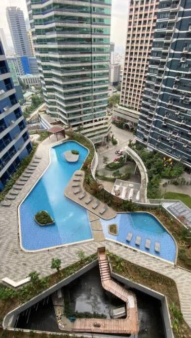 מנילה Great View 1 Bedroom Condo In Makati Near Trident Tower מראה חיצוני תמונה